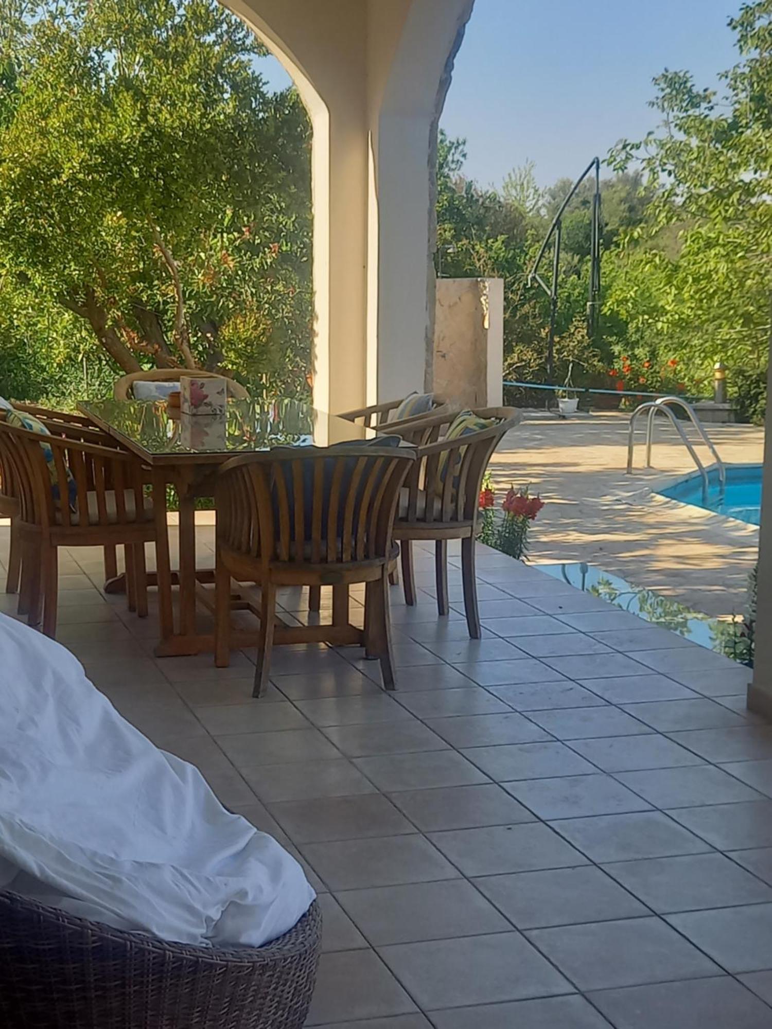 Villa Koumneni Pano Akourdalia 외부 사진